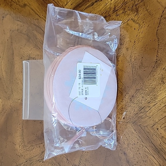 LC Lauren Conrad Snowflake Coin Pouch, Dusty Pink, NWT - Picture 5 of 7